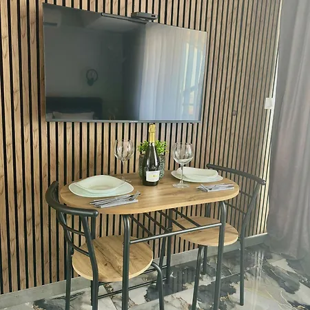 студио влас 2 Apartment